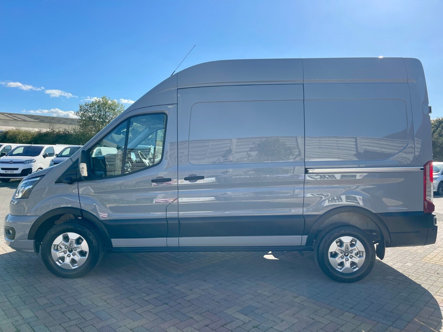 Used Ford Transit 2024 for sale - 76796510: Photo 9