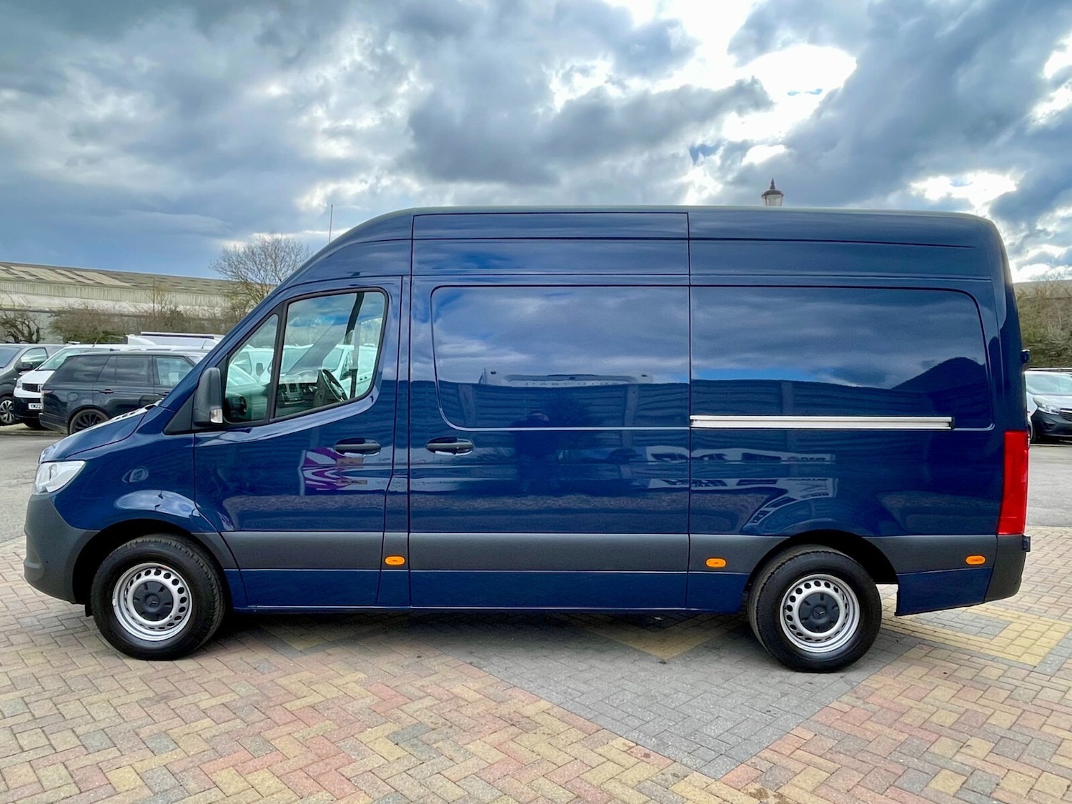 Used Mercedes-Benz Sprinter 2023 for sale - 76868866: Photo 9