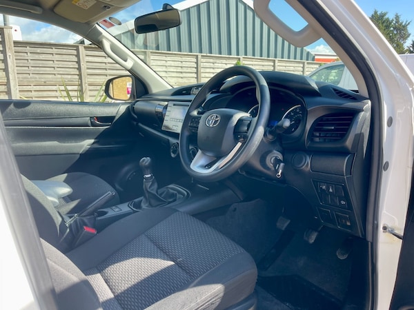 Used Toyota Hilux 2019 for sale - 75652799: Photo 18