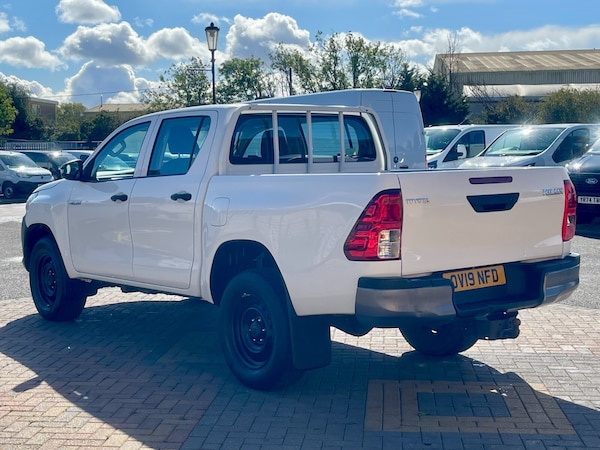 Used Toyota Hilux 2019 for sale - 75652799: Photo 8