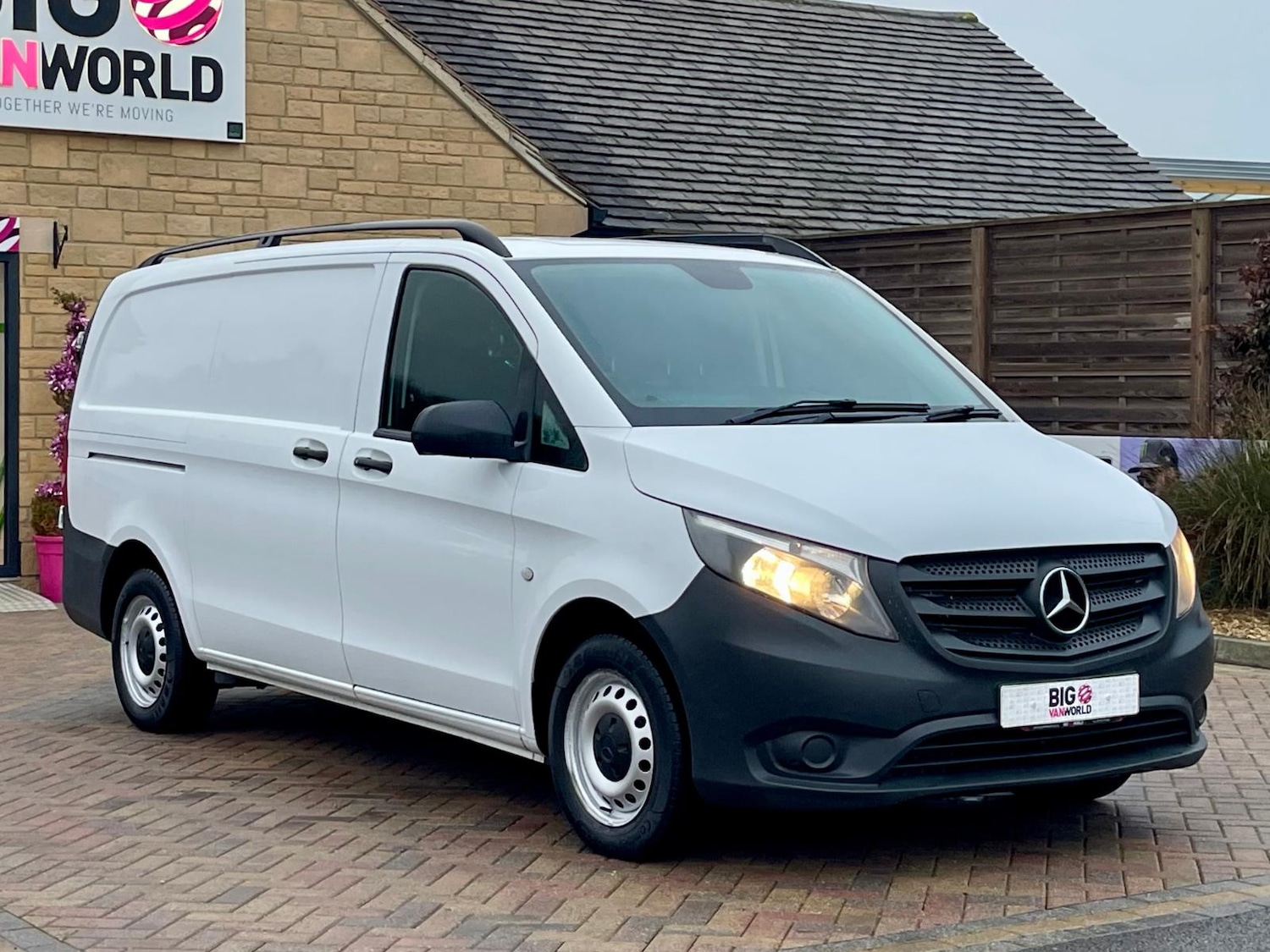 Used Mercedes-Benz Vito 2017 for sale - 76984162: Photo 4