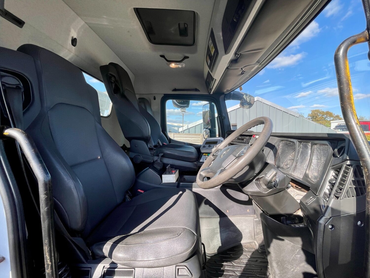 Used Mercedes-Benz AROCS 2015 for sale - 76117054: Photo 12