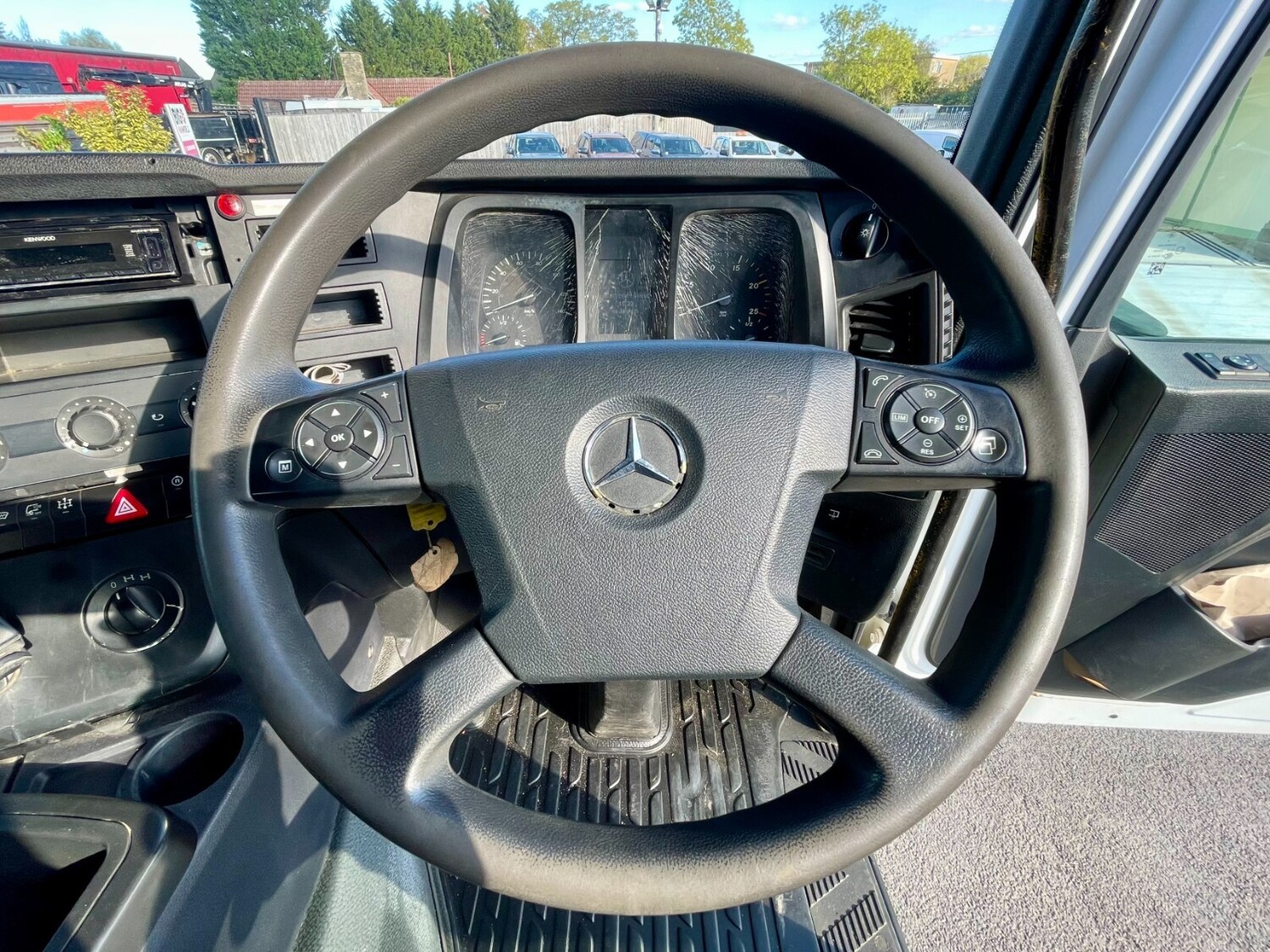 Used Mercedes-Benz AROCS 2015 for sale - 76117054: Photo 18