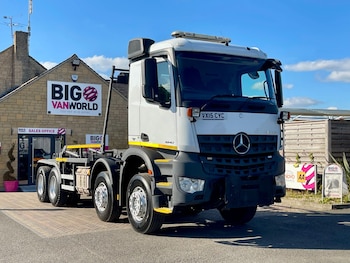 Used Mercedes-Benz AROCS 2015 for sale - 76117054: Photo