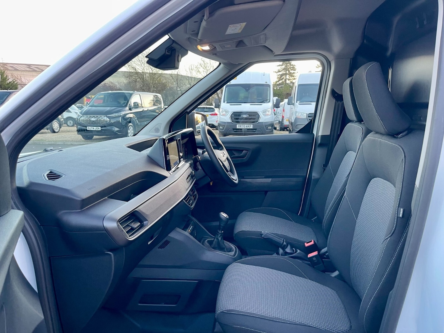 Used Ford Transit Courier 2025 for sale - 77010544: Photo 14