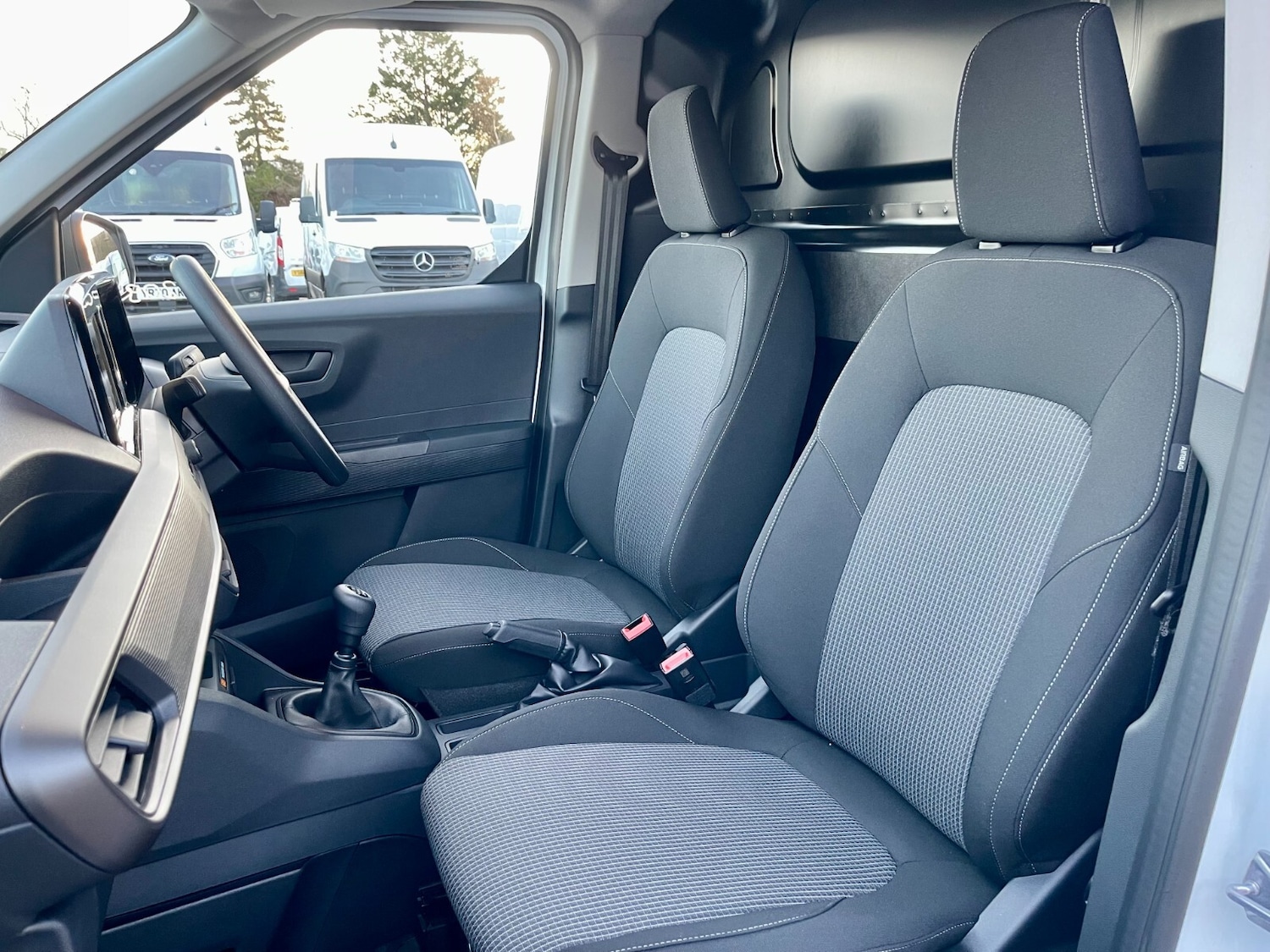 Used Ford Transit Courier 2025 for sale - 77010544: Photo 16