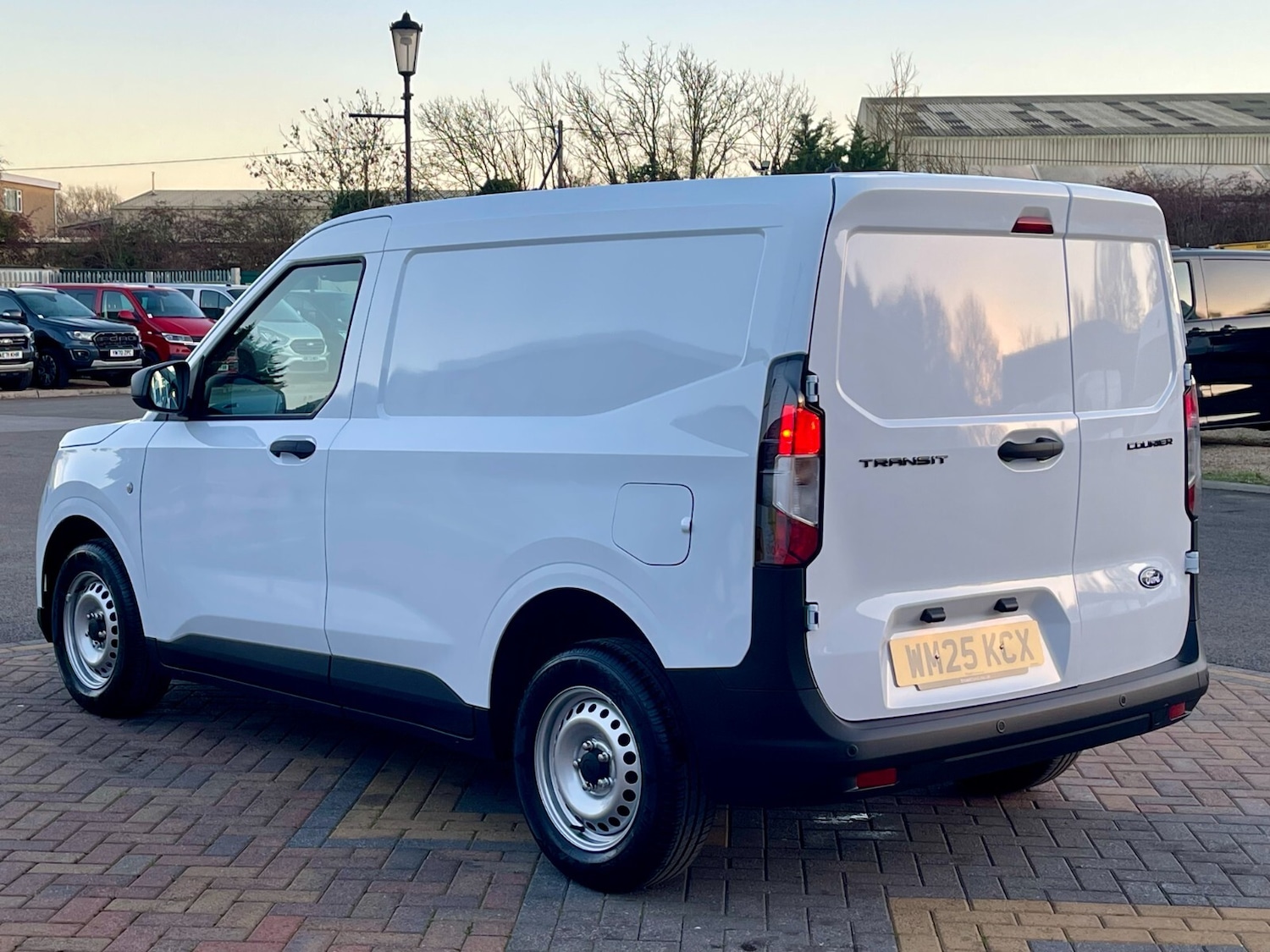 Used Ford Transit Courier 2025 for sale - 77010544: Photo 8