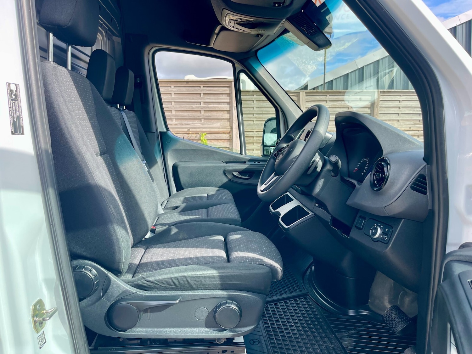 Used Mercedes-Benz Sprinter 2023 for sale - 76868921: Photo 17