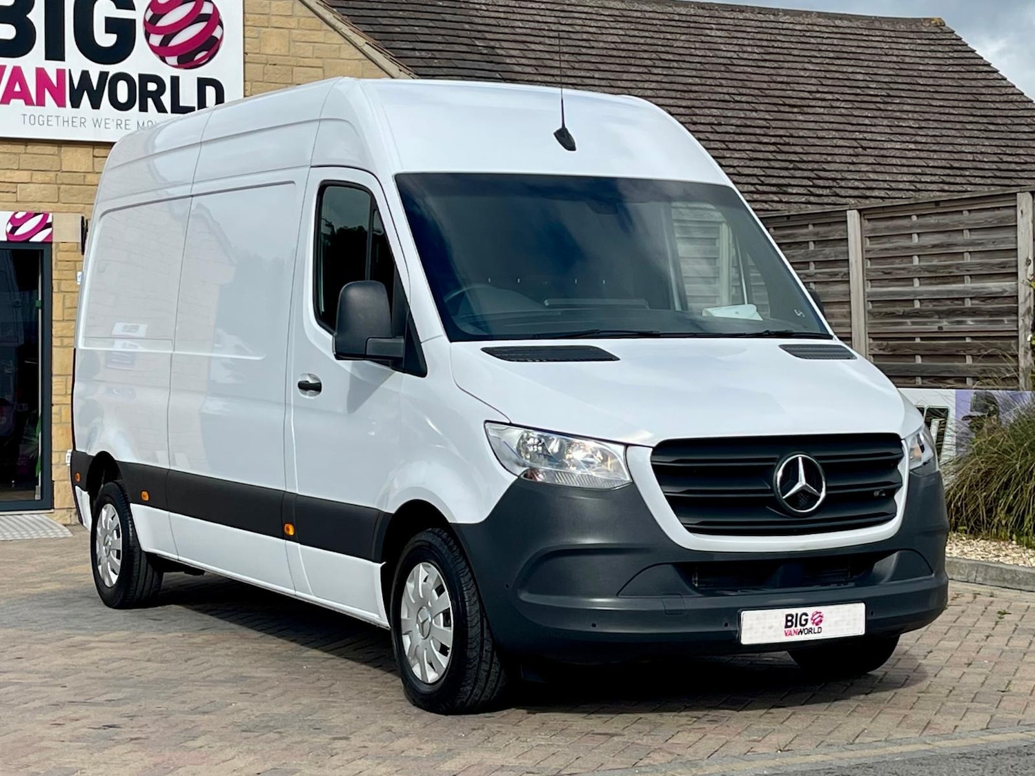 Used Mercedes-Benz Sprinter 2023 for sale - 76868921: Photo 4
