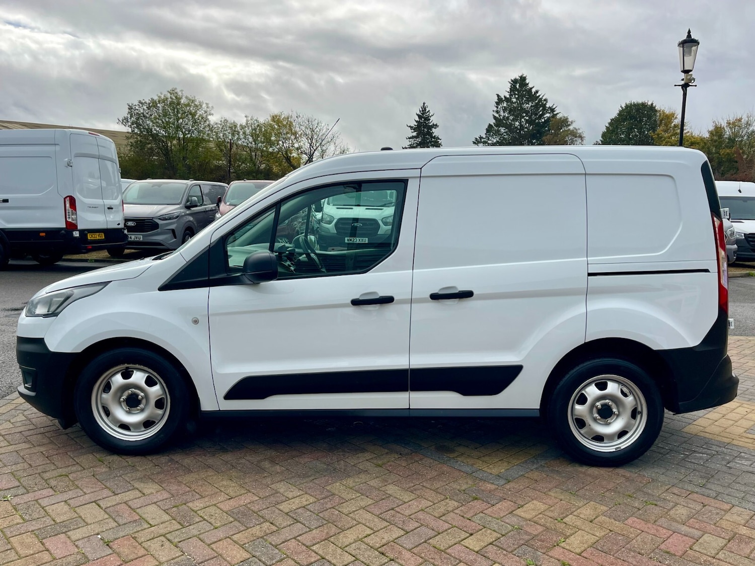 Used Ford Transit Connect 2020 for sale - 76870922: Photo 11