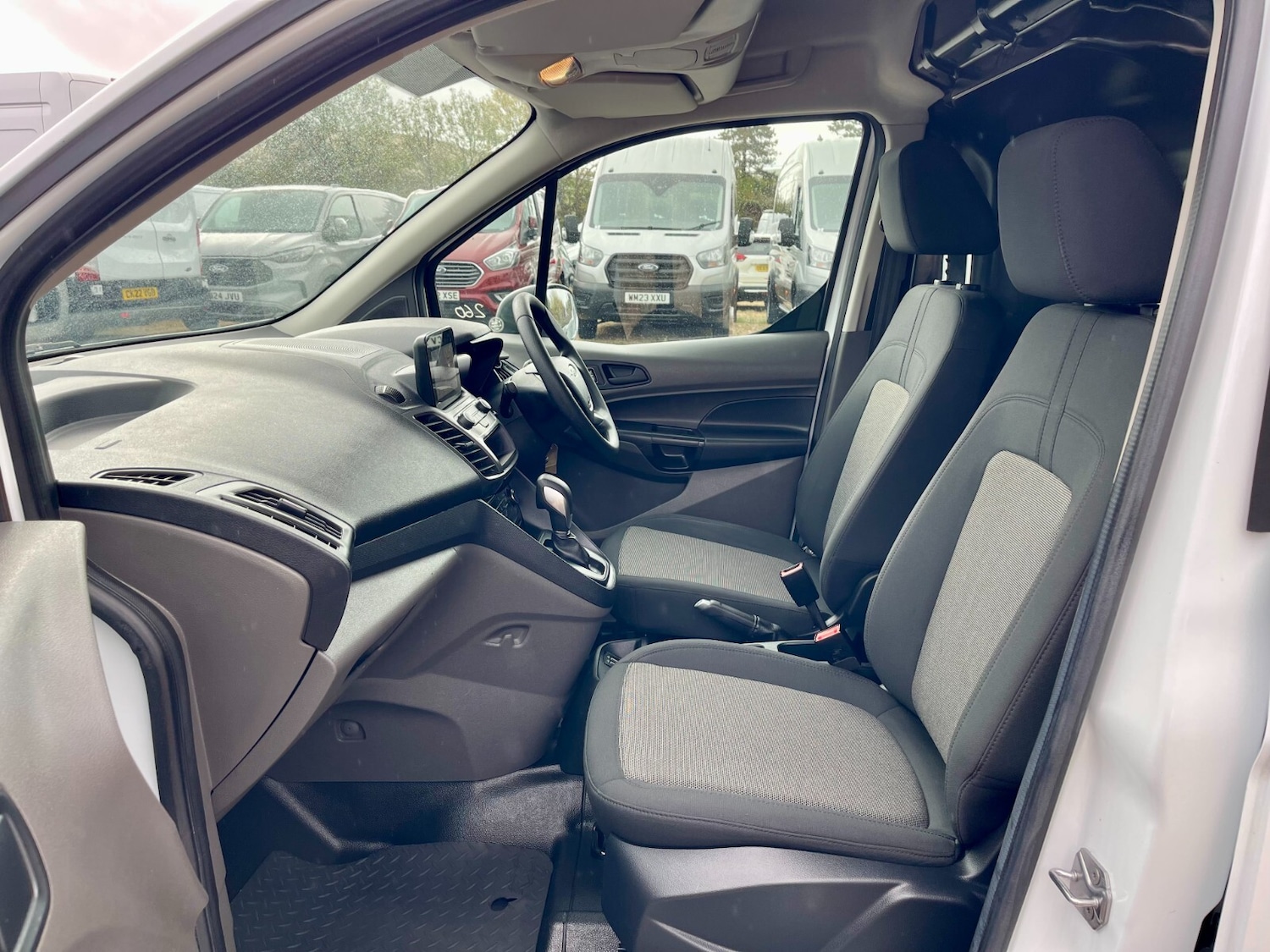 Used Ford Transit Connect 2020 for sale - 76870922: Photo 16