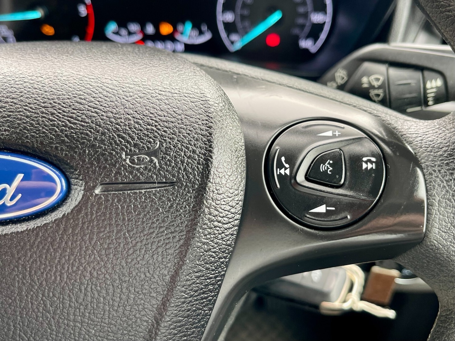 Used Ford Transit Connect 2020 for sale - 76870922: Photo 24