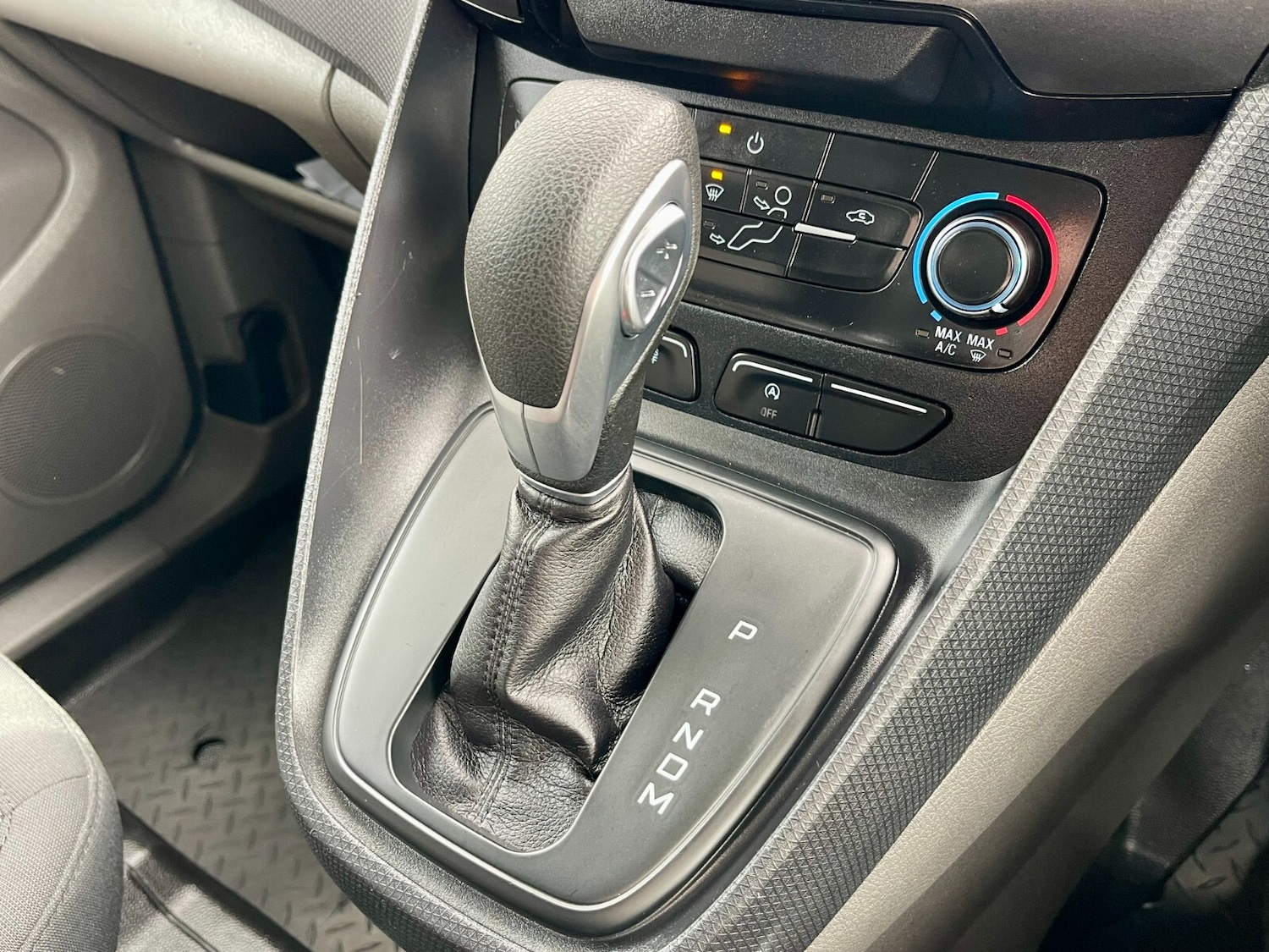 Used Ford Transit Connect 2020 for sale - 76870922: Photo 4