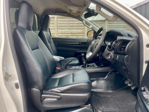 Used Toyota Hilux 2021 for sale - 76008156: Photo 17