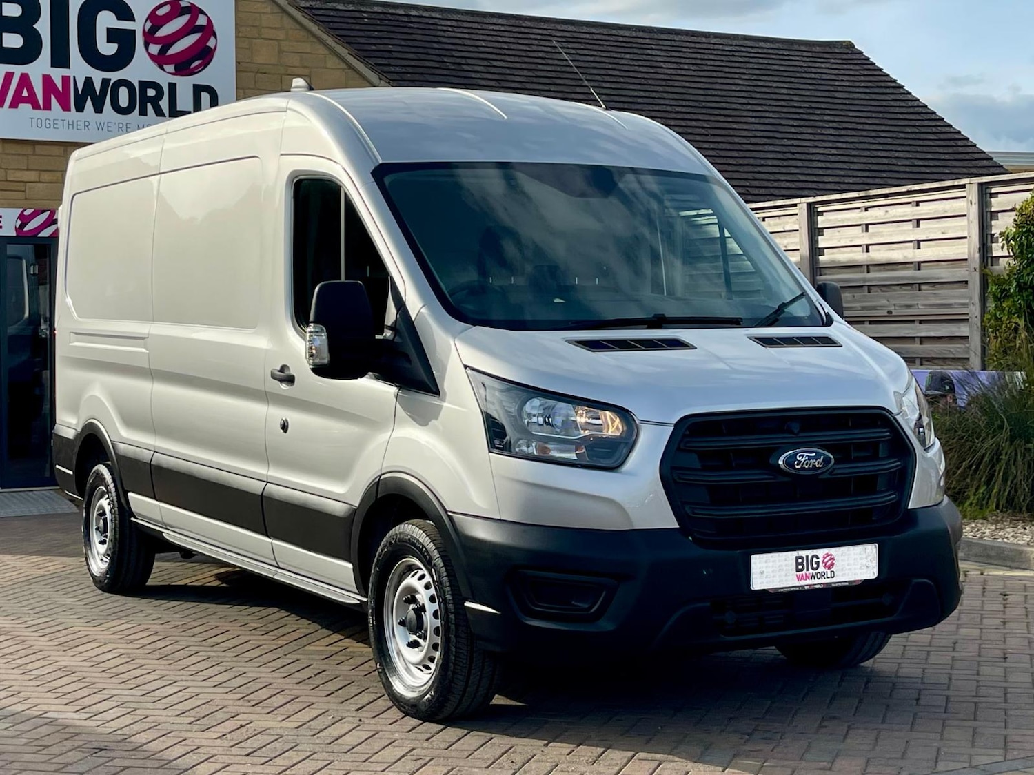 Used Ford Transit 2024 for sale - 76868727: Photo 4