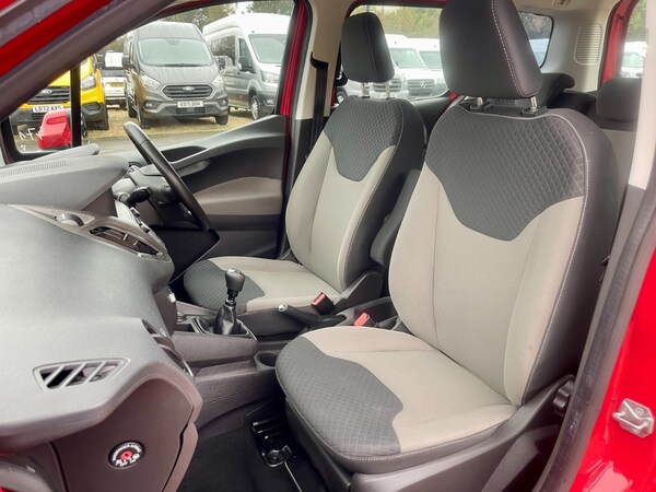 Used Ford Tourneo Courier 2019 for sale - 76248611: Photo 16