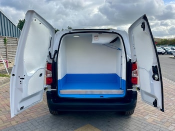 Used Citroen Berlingo 2024 for sale - 76869041: Photo