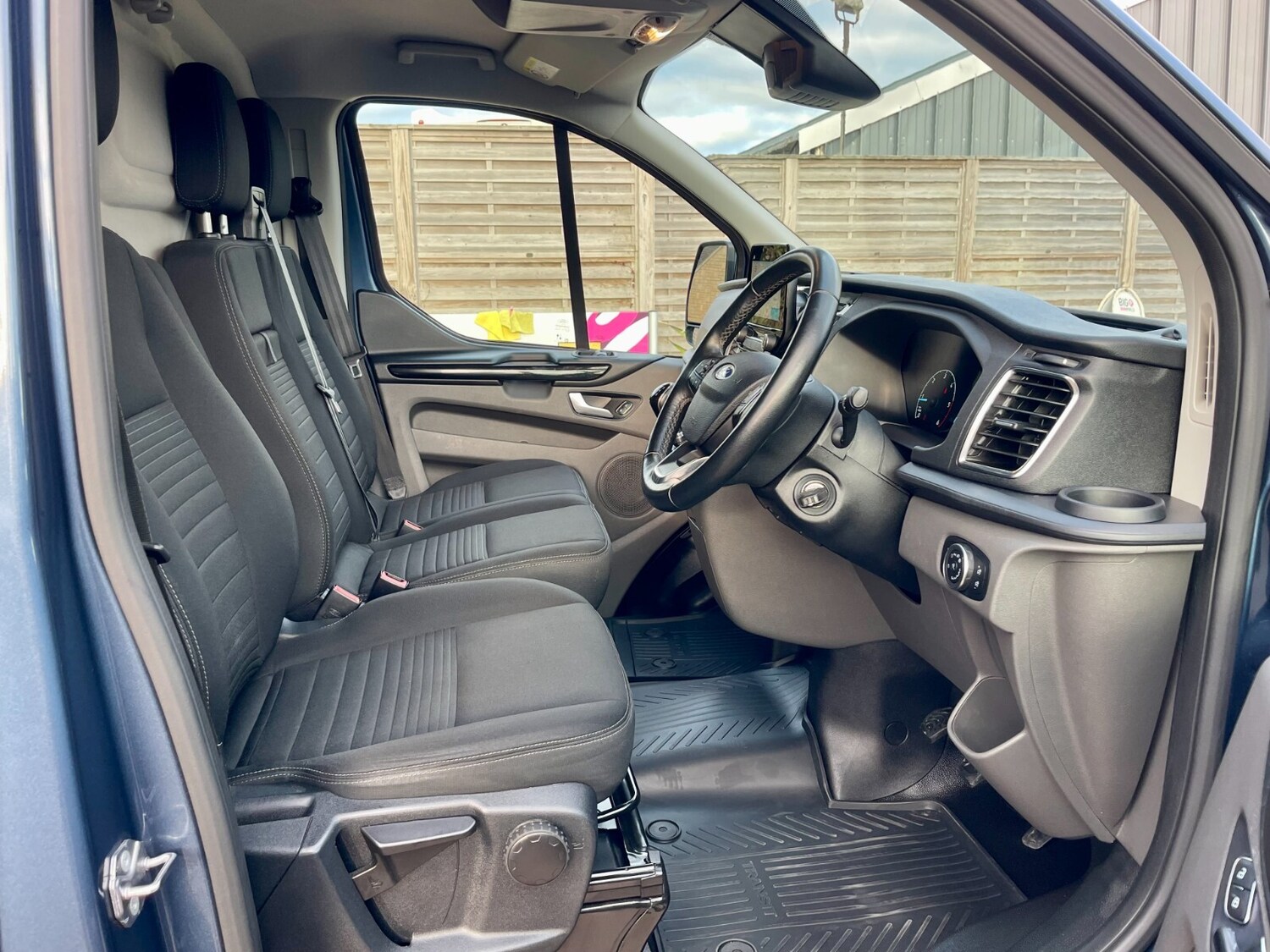 Used Ford Transit Custom 2022 for sale - 76872743: Photo 17