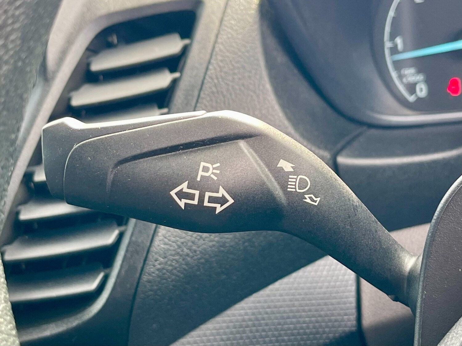 Used Ford Transit Connect 2023 for sale - 76868438: Photo 17