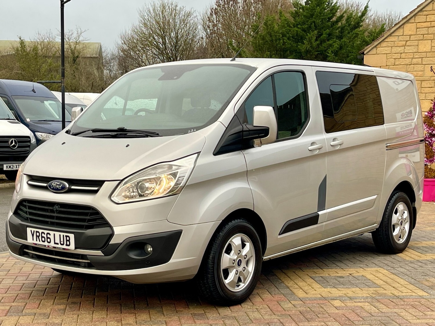 Used Ford Transit Custom 2016 for sale - 76984157: Photo 10