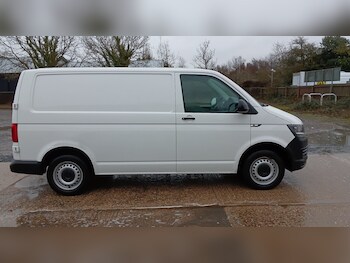 Used Volkswagen Transporter 2019 for sale - 77205708: Photo