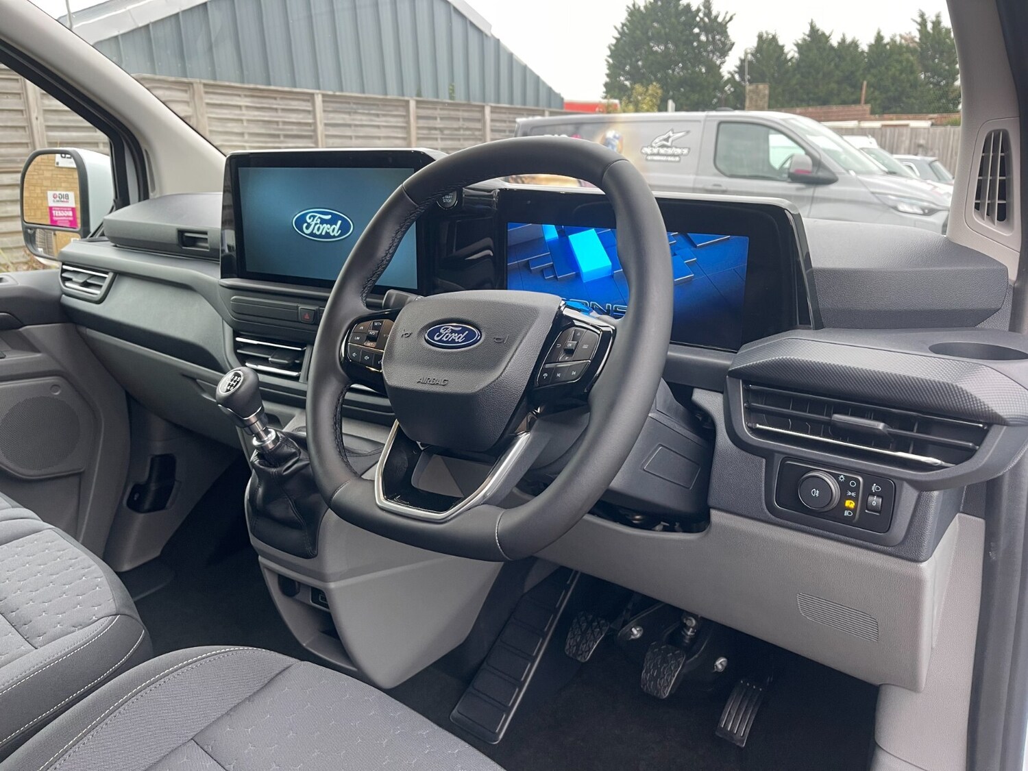 Used Ford Transit Custom 2025 for sale - 76871802: Photo 11