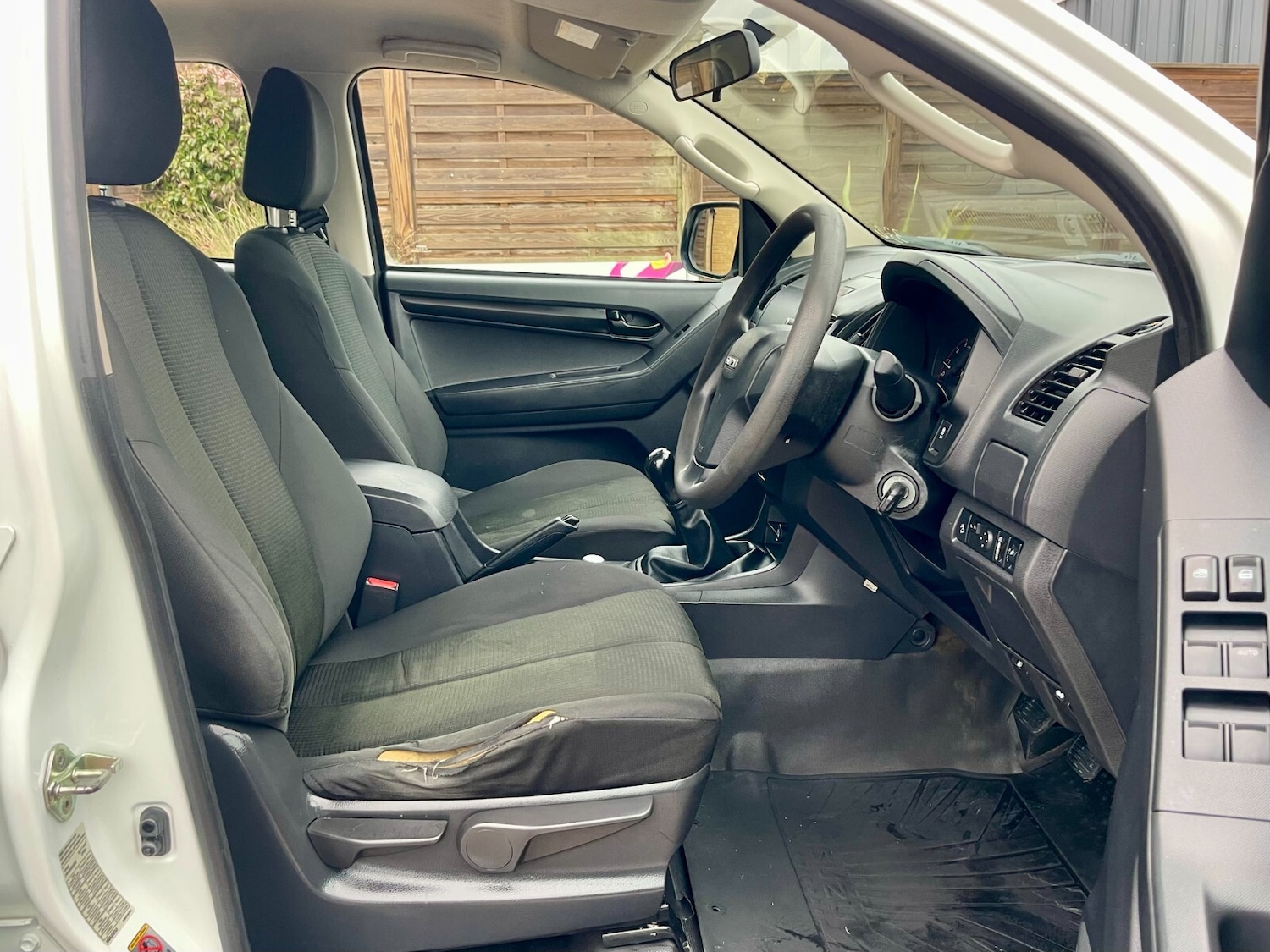 Used Isuzu D-Max 2019 for sale - 76869134: Photo 17