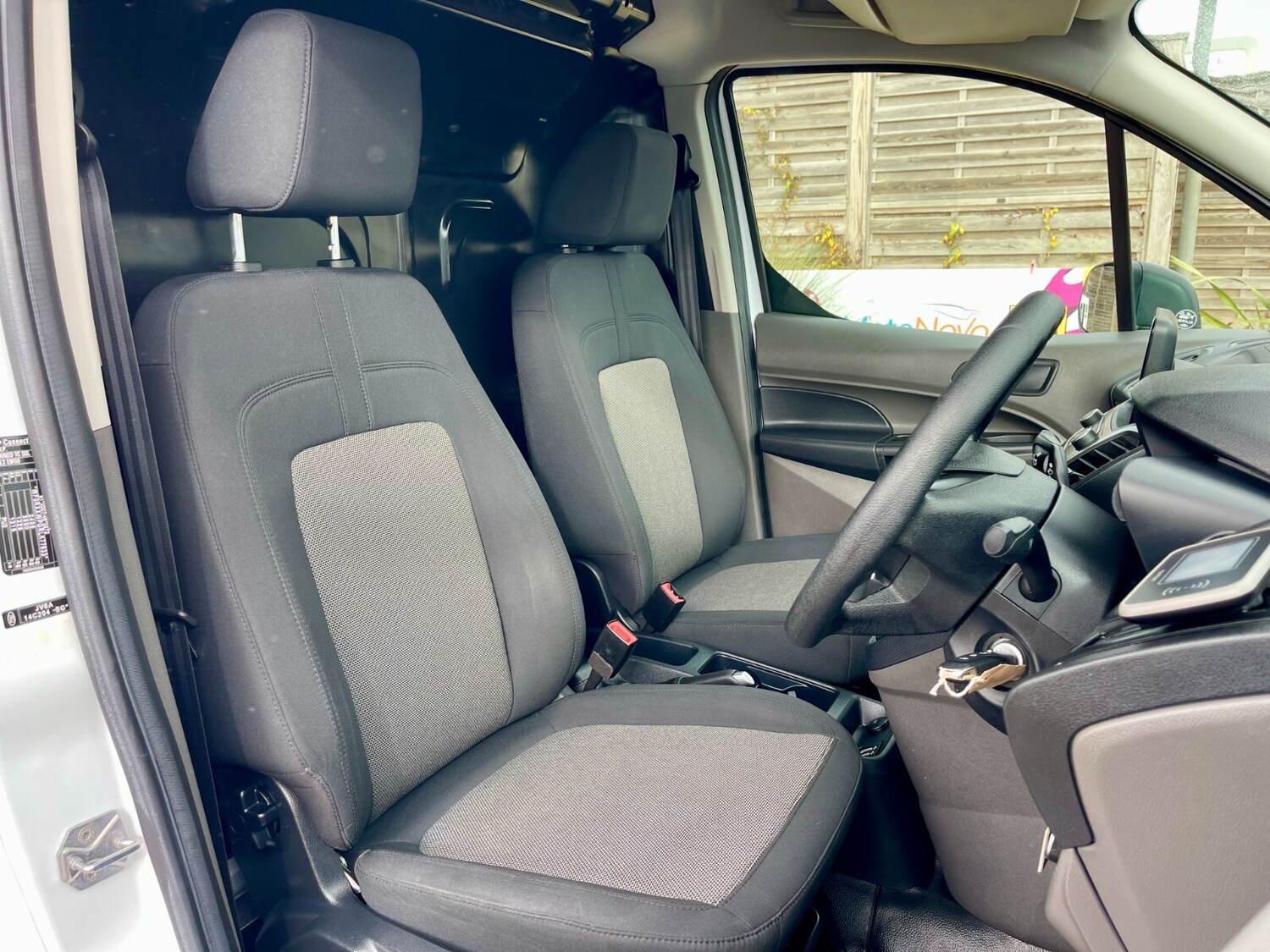 Used Ford Transit Connect 2020 for sale - 75996797: Photo 21