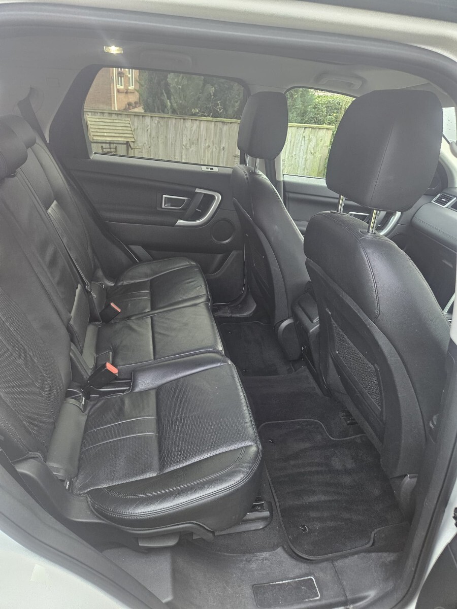 Used Land Rover Discovery Sport 2018 for sale - 76709529: Photo 18