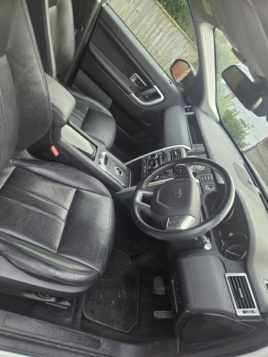 Used Land Rover Discovery Sport 2018 for sale - 76709529: Photo 8