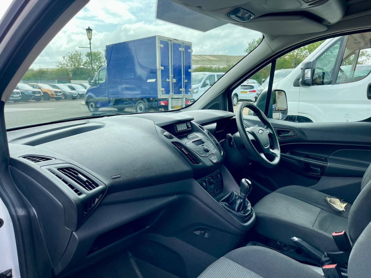 Used Ford Transit Connect 2016 for sale - 76868431: Photo 15