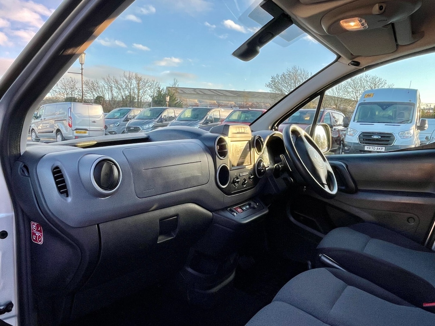 Used Citroen Berlingo 2017 for sale - 76869119: Photo 15