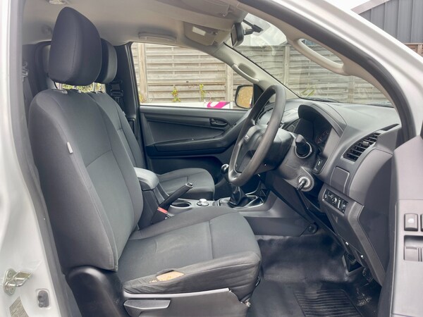 Used Isuzu D-Max 2018 for sale - 75996967: Photo 17
