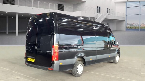 Used Mercedes-Benz Sprinter 2024 for sale - 76074510: Photo 5
