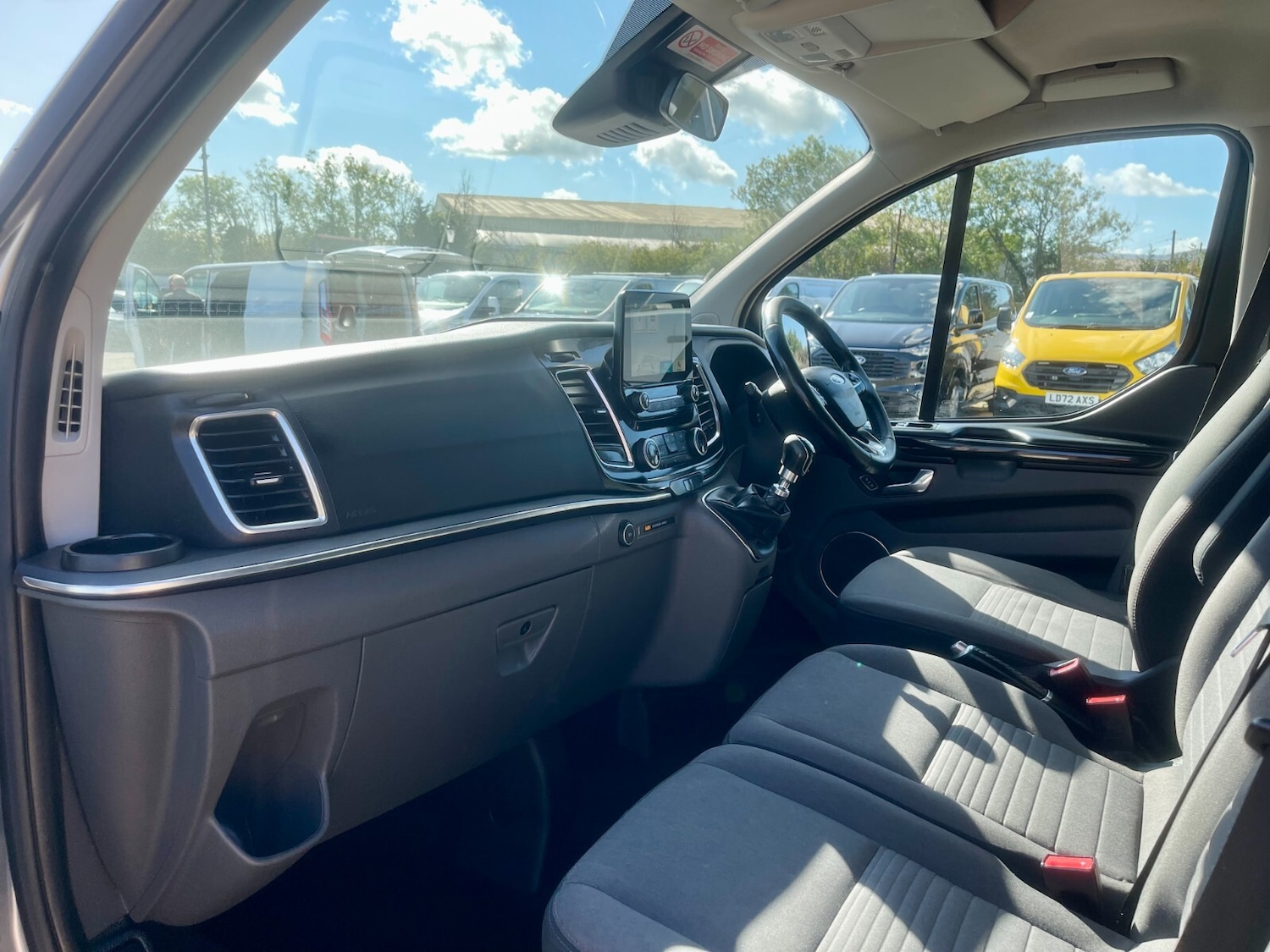 Used Ford Tourneo Custom 2018 for sale - 75764113: Photo 16