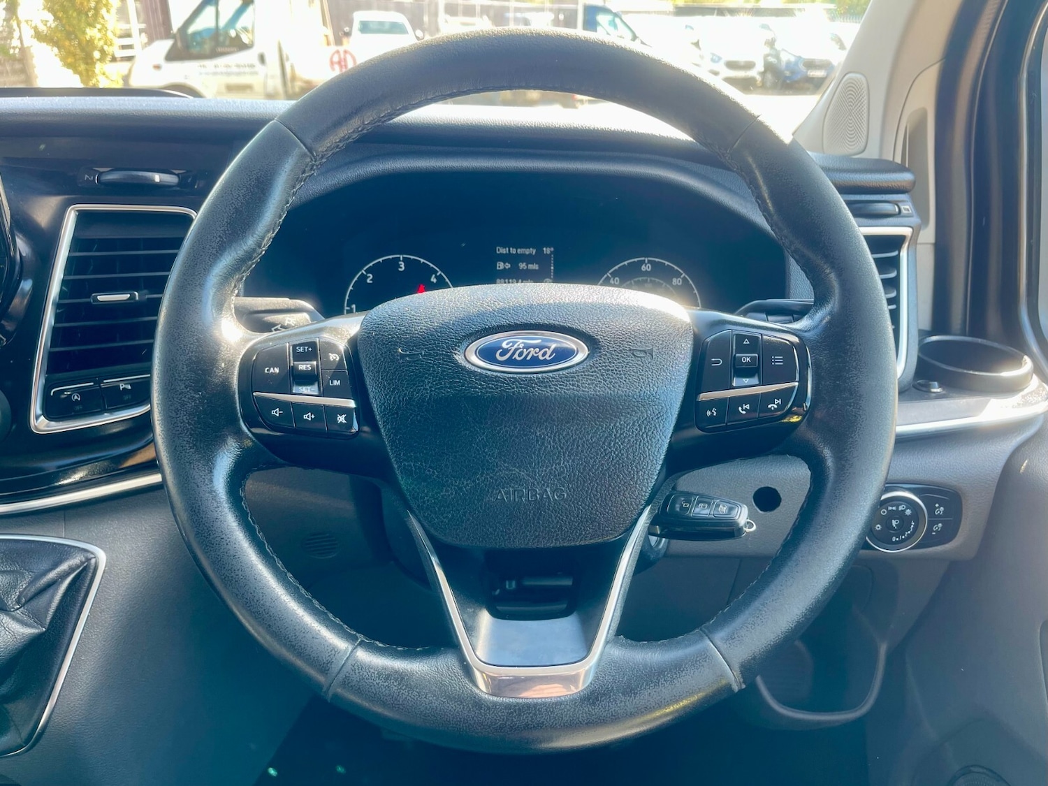 Used Ford Tourneo Custom 2018 for sale - 75764113: Photo 19