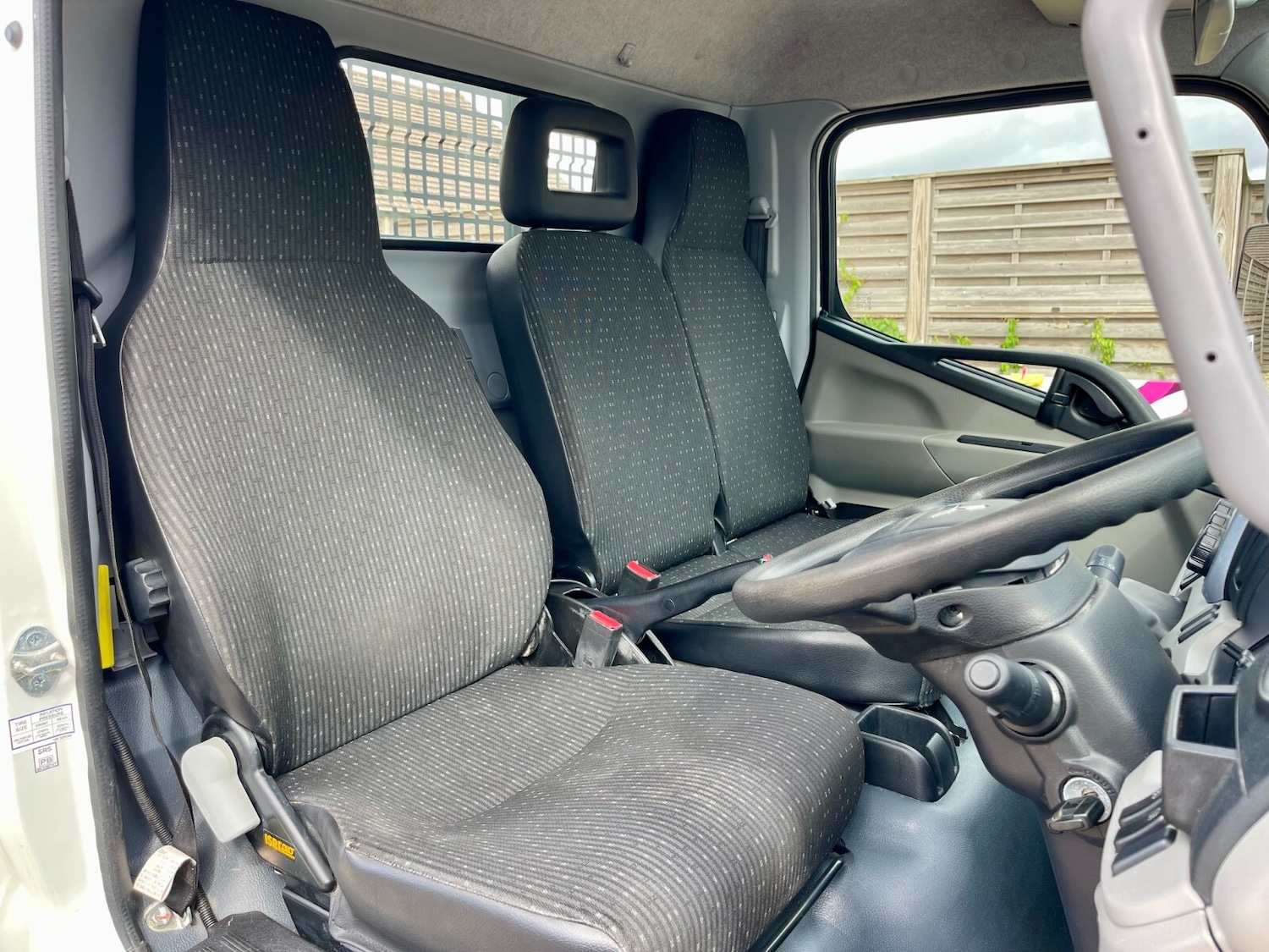 Used Mitsubishi Canter 2023 for sale - 75726137: Photo 12
