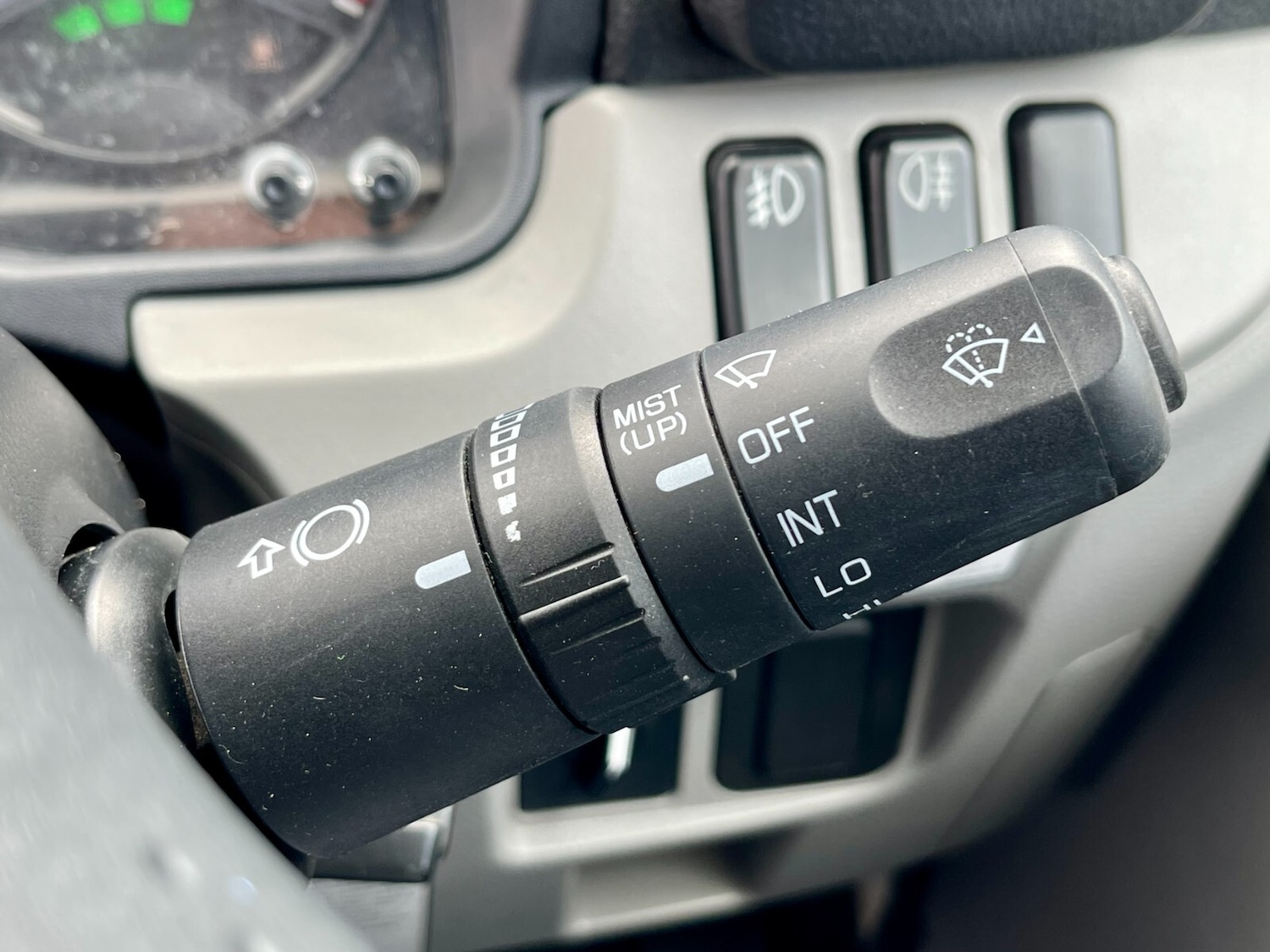 Used Mitsubishi Canter 2023 for sale - 75726137: Photo 19