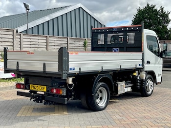 Used Mitsubishi Canter 2023 for sale - 75726137: Photo