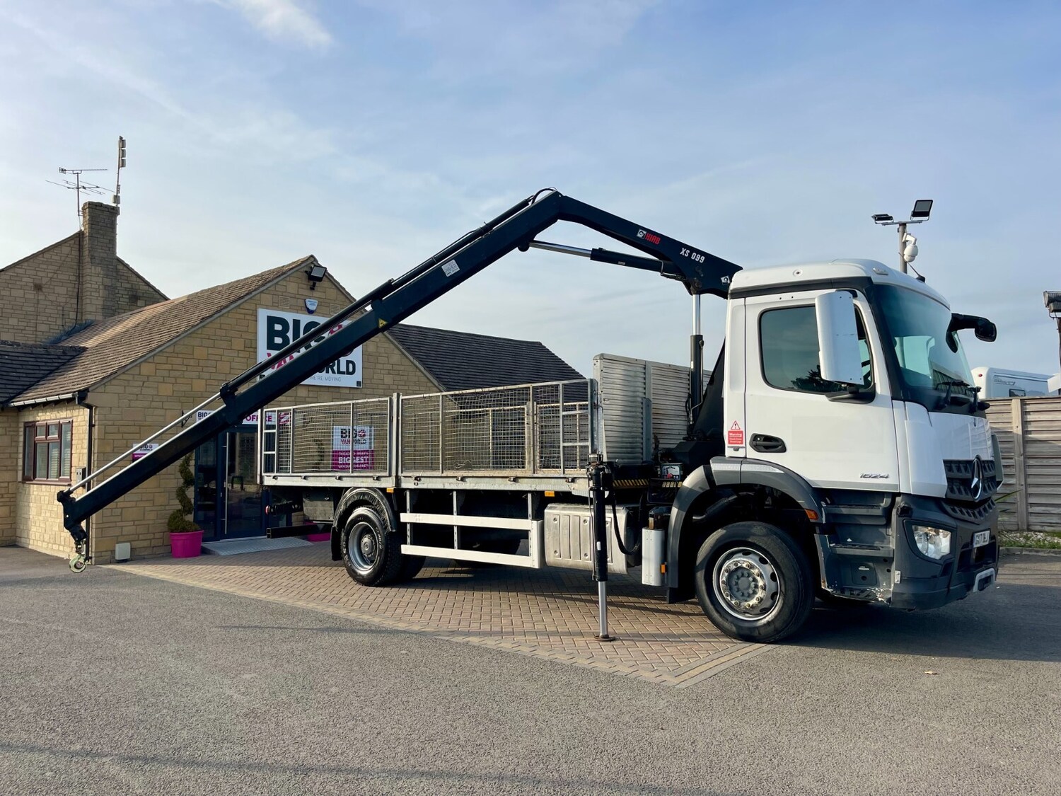 Used Mercedes-Benz AROCS 2017 for sale - 76007697: Photo 12