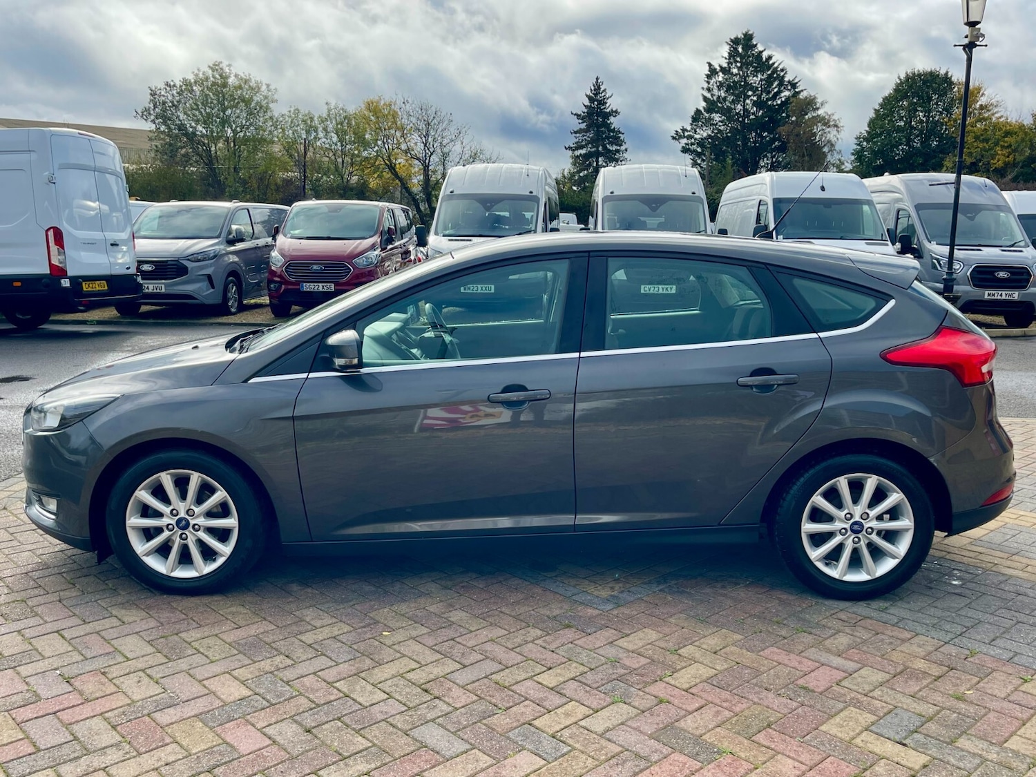 Used Ford Focus 2015 for sale - 76208721: Photo 9