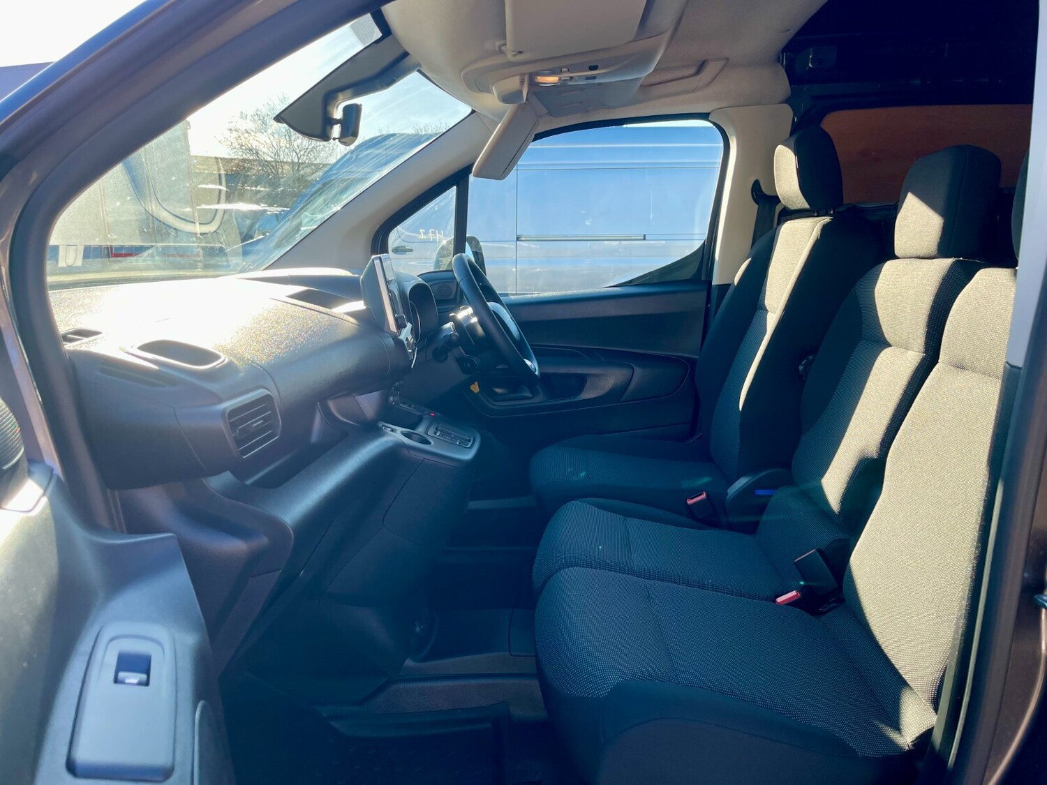 Used Citroen Berlingo 2024 for sale - 76872763: Photo 14