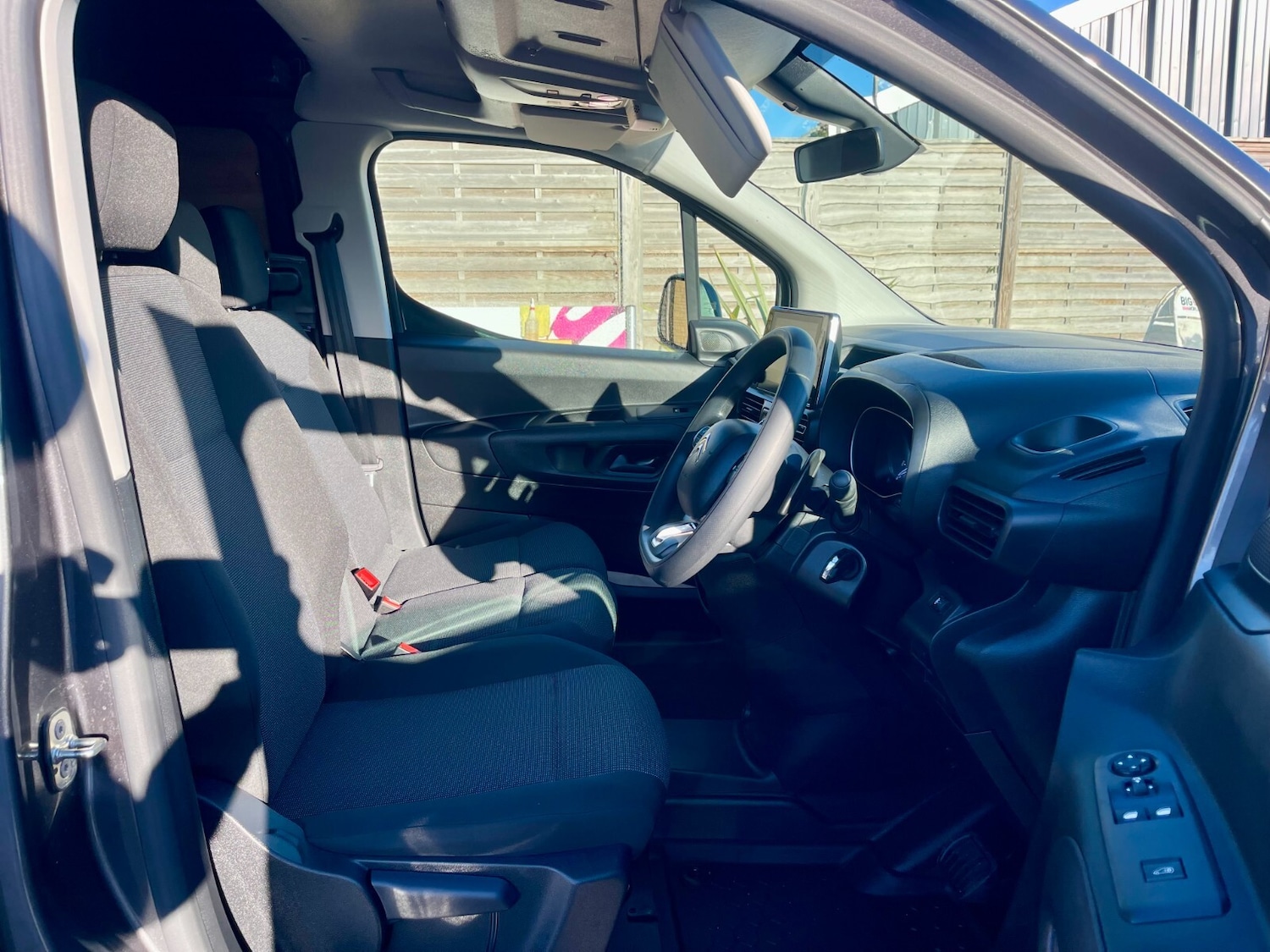 Used Citroen Berlingo 2024 for sale - 76872763: Photo 17