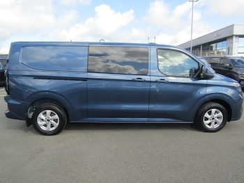 Used Ford Transit Custom 2025 for sale - 76172444: Photo