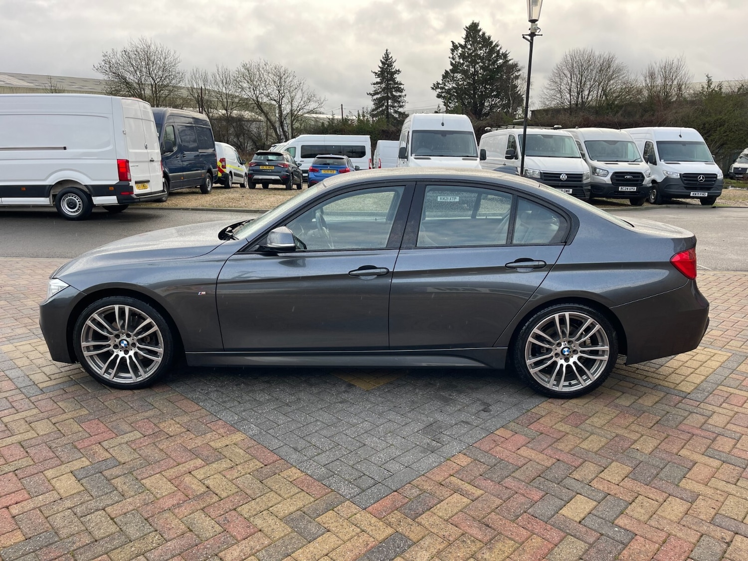 Used BMW 3 Series 2013 for sale - 77145829: Photo 9