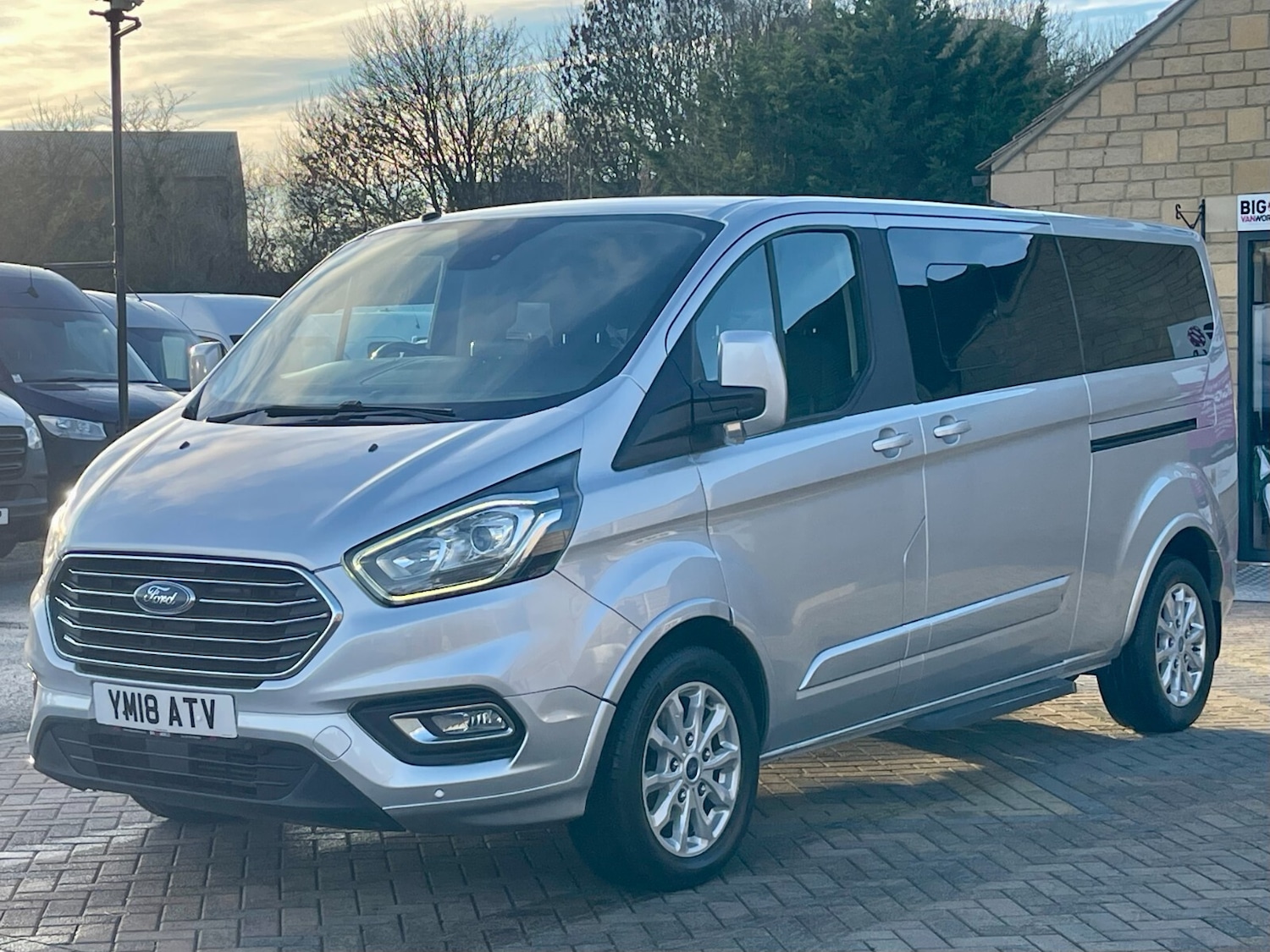 Used Ford Tourneo Custom 2018 for sale - 76871836: Photo 11