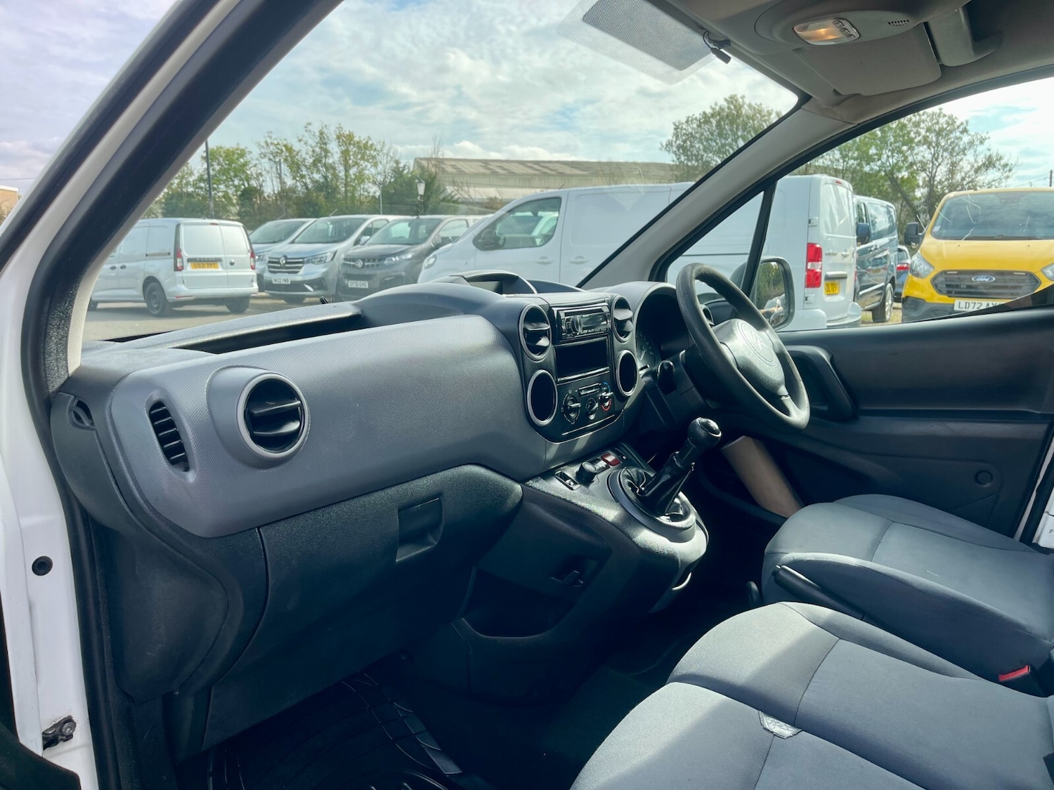 Used Citroen Berlingo 2013 for sale - 76234101: Photo 15