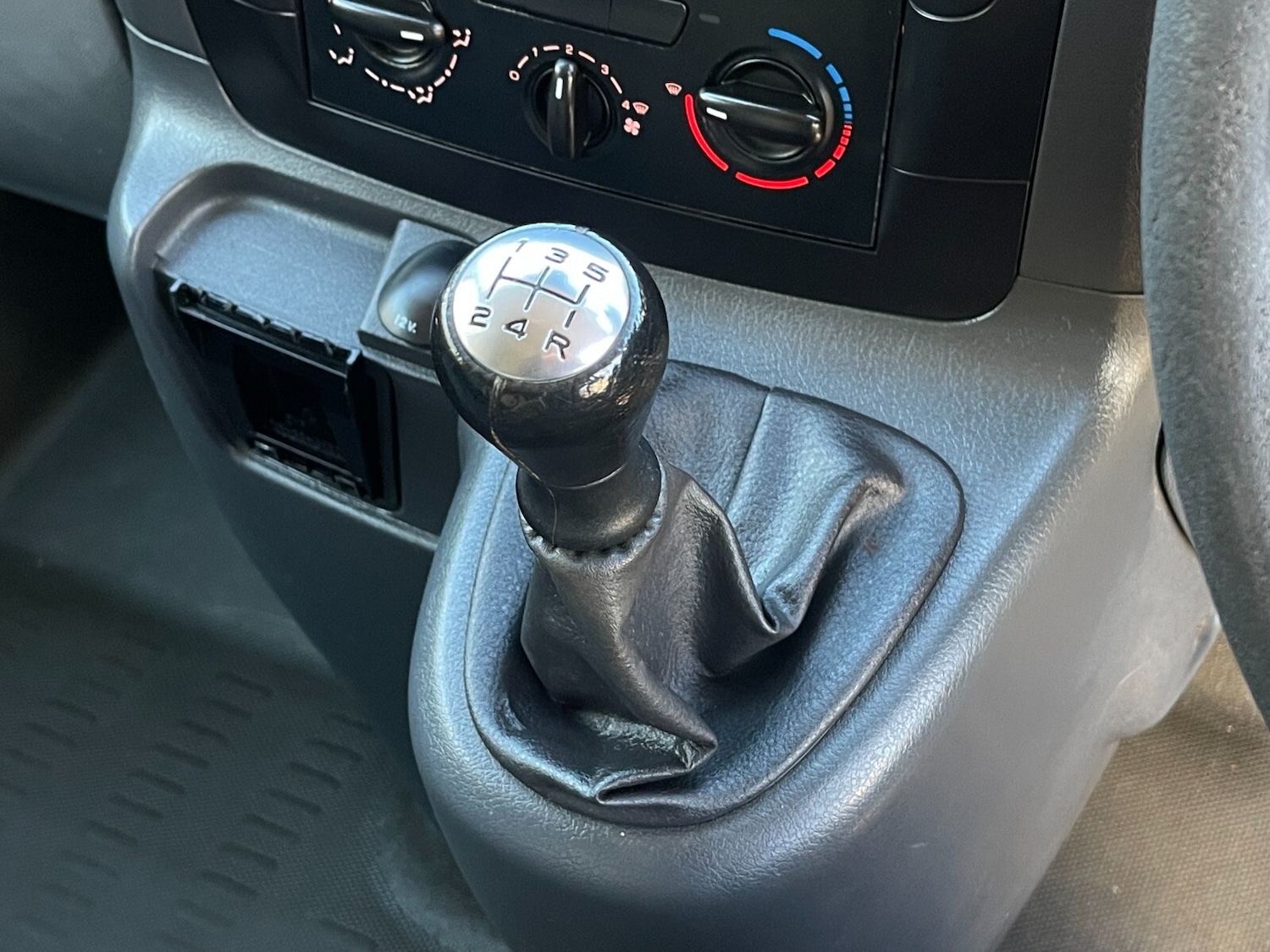 Used Citroen Dispatch 2011 for sale - 76868672: Photo 24