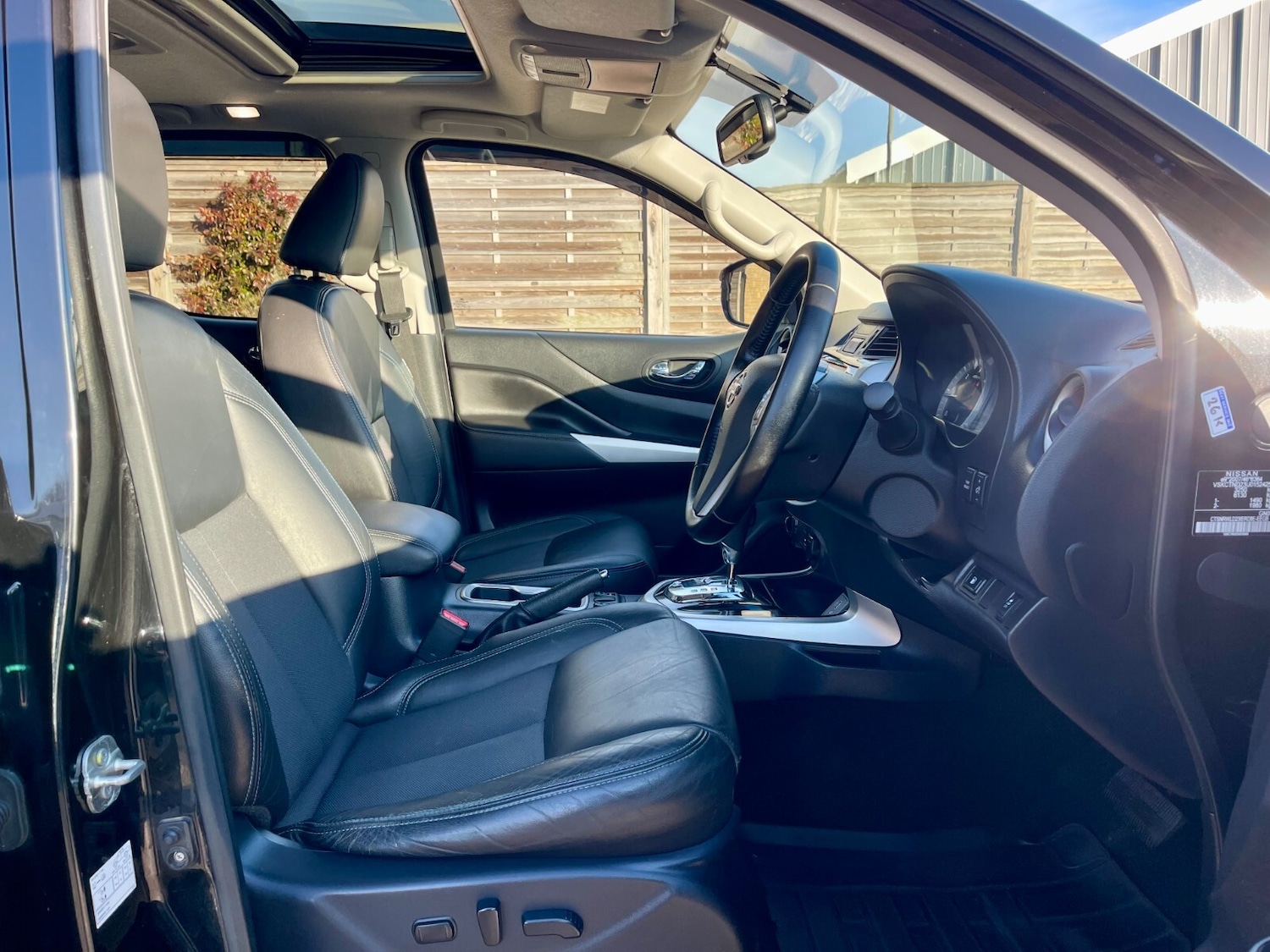 Used Nissan Navara 2020 for sale - 77193605: Photo 14