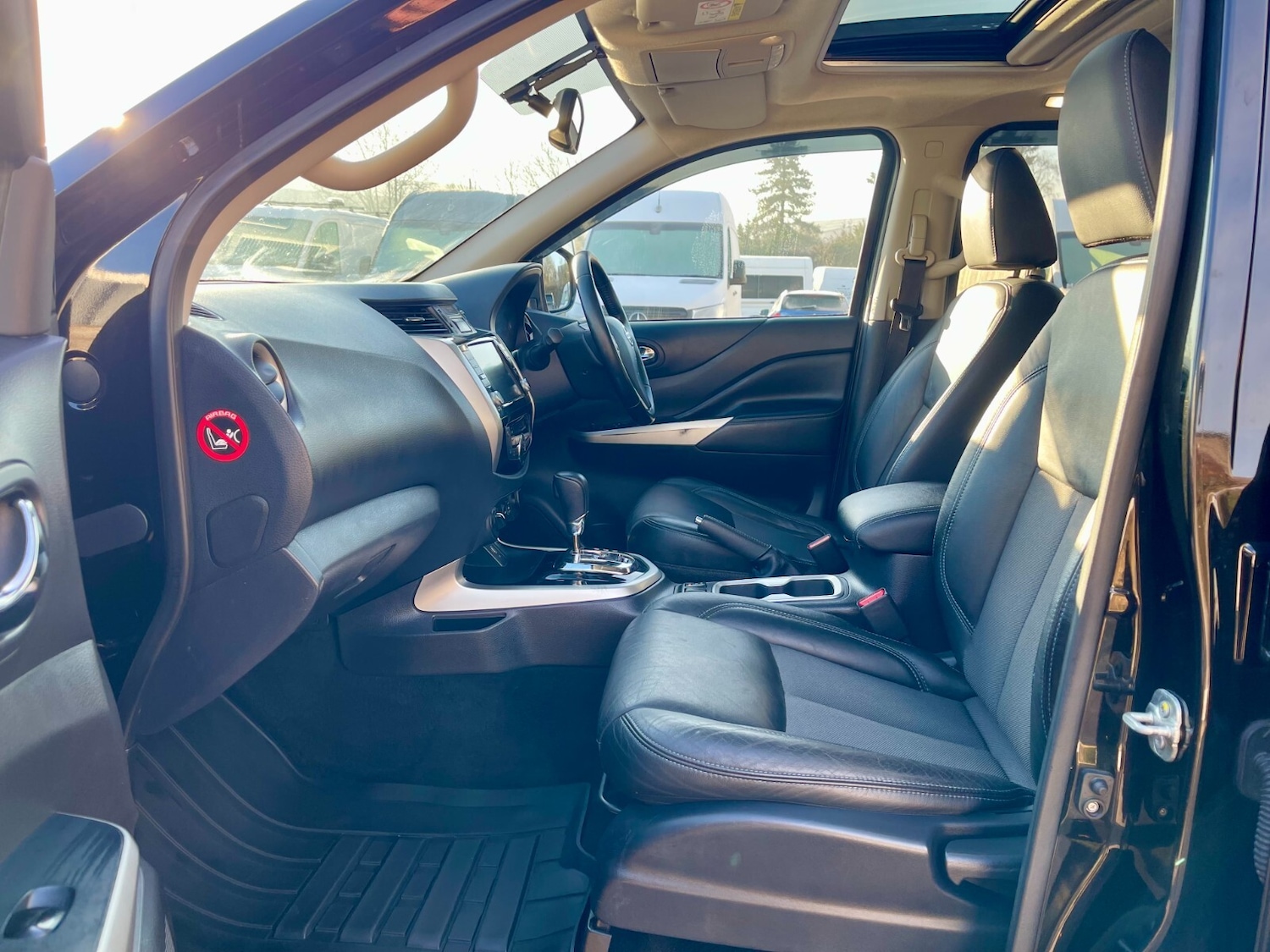 Used Nissan Navara 2020 for sale - 77193605: Photo 17